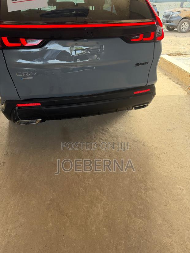Honda CR-V Hybrid 2024 Gray
