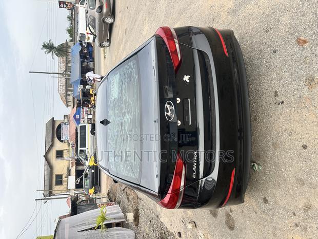 Hyundai Elantra Limited 2018 Black