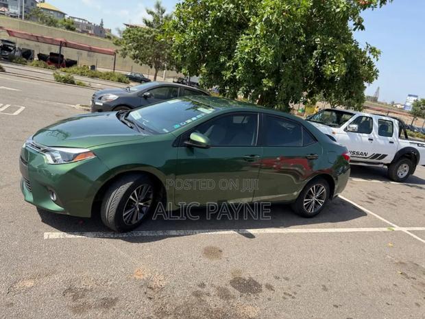 Toyota Corolla LE Eco Plus 4dr Sedan (1.8L 4cyl CVT) 2016 Green