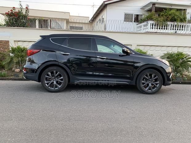 Hyundai Santa Fe 2017 Black