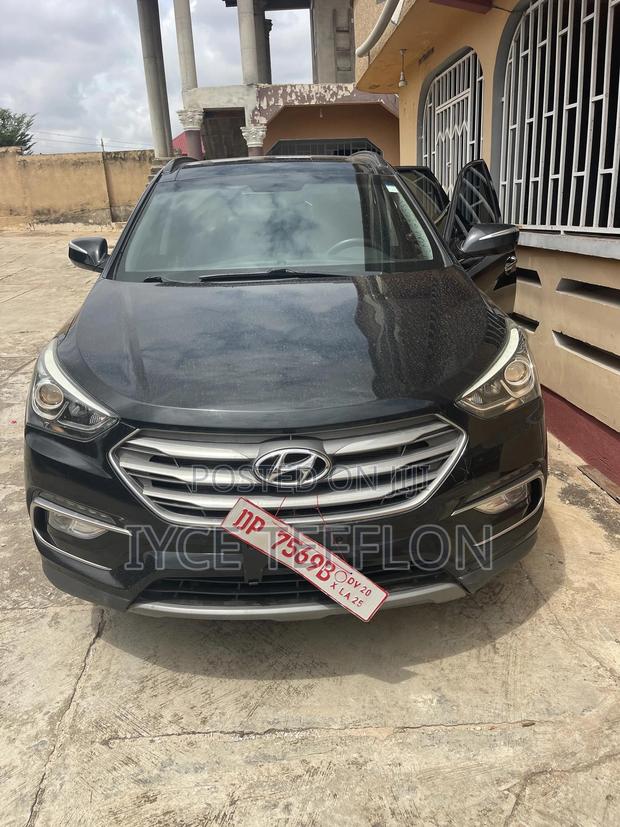 Hyundai Santa Fe SE AWD 2017 Black