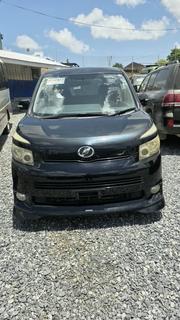 Toyota Voxy 2010 Black for sale