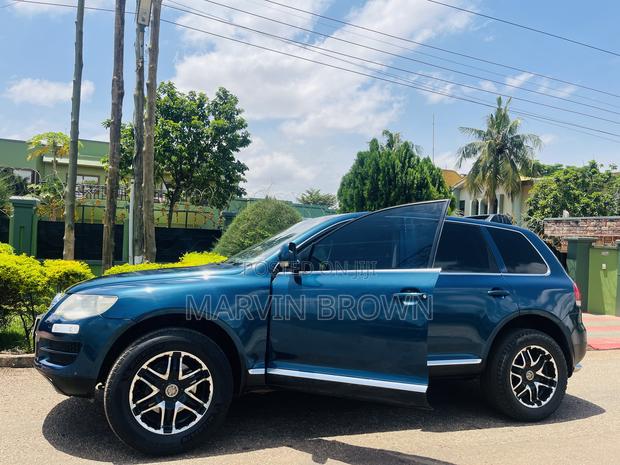 Volkswagen Touareg V6 TDI 2010 Blue