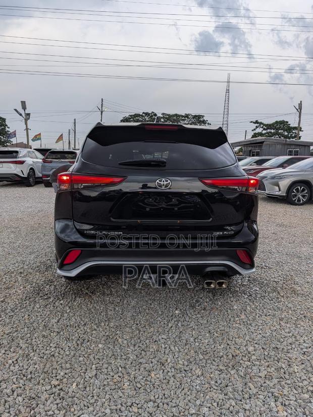 Toyota Highlander XSE AWD 2023 Black