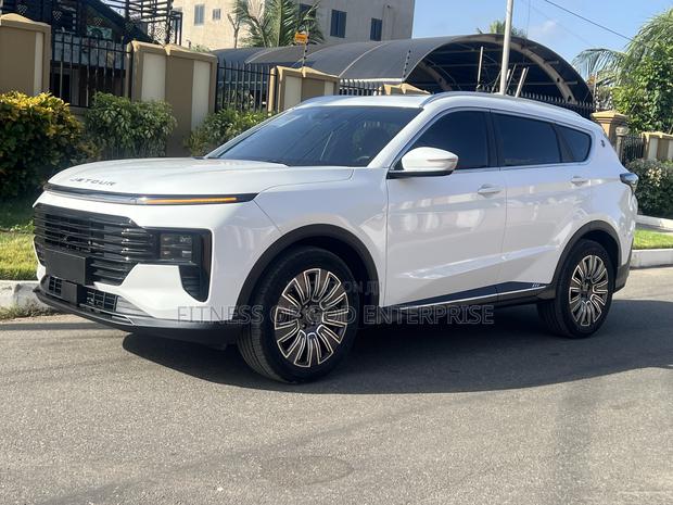 Jetour X70 Plus 2024 White