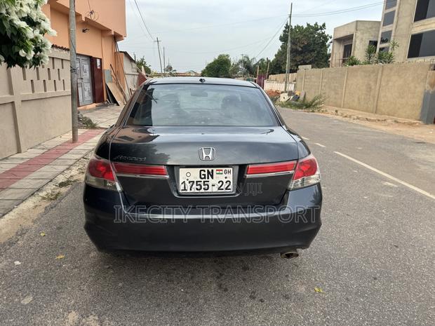 Honda Accord 2.0 Sedan Automatic 2012 Gray