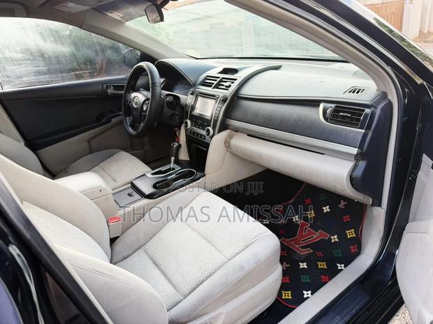 Toyota Camry SE 4dr Sedan (2.5L 4cyl 6A) 2013 Black