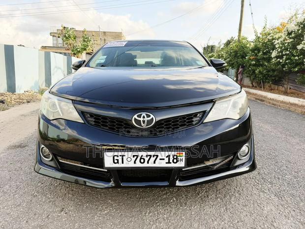 Toyota Camry SE 4dr Sedan (2.5L 4cyl 6A) 2013 Black
