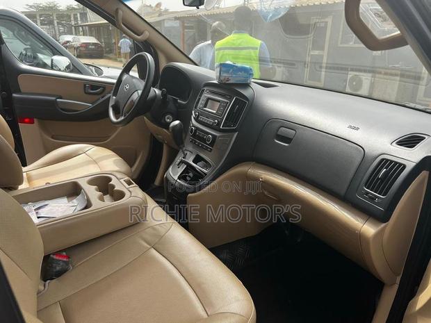 Hyundai H1 2020 Black