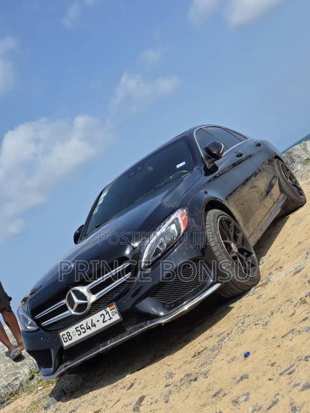 Mercedes-Benz C300 2017 Black