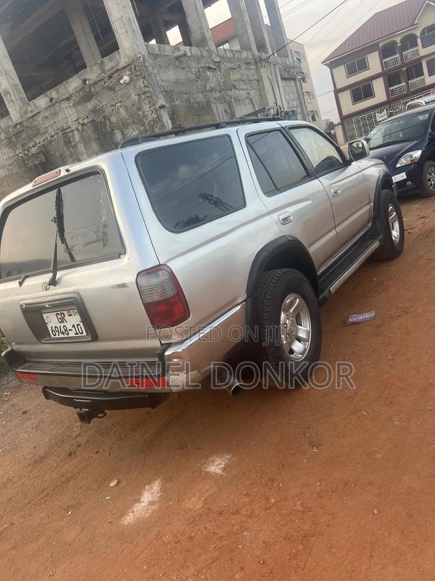 Toyota 4-Runner Limited V6 4x4 2005 Silver