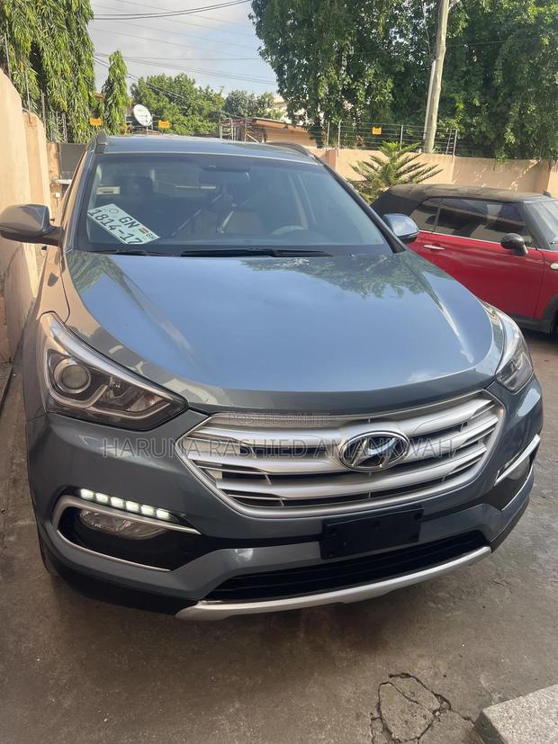 Hyundai Santa Fe Limited FWD 2017 Blue