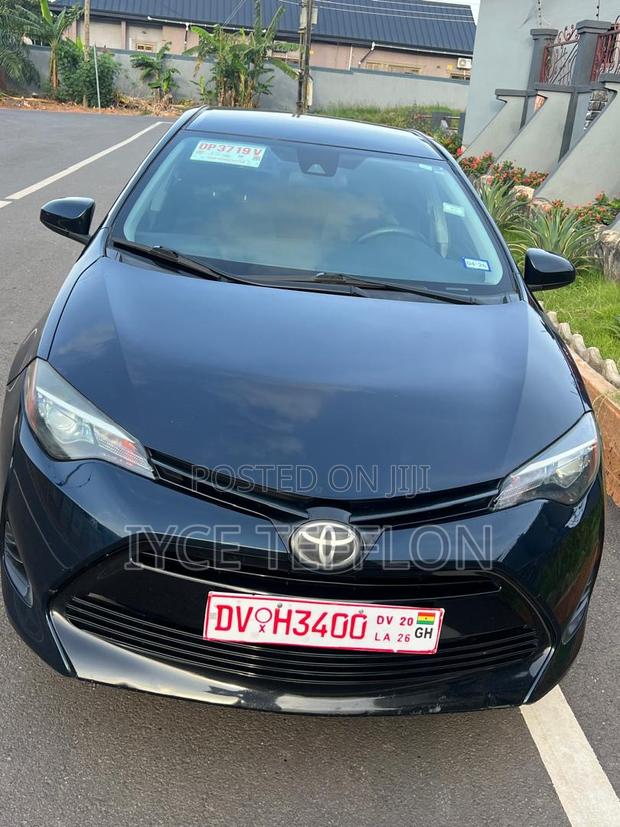 Toyota Corolla LE Eco (1.8L 4cyl 2A) 2019 Black