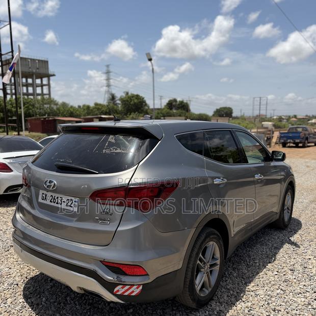 Hyundai Santa Fe SE Ultimate FWD 2017