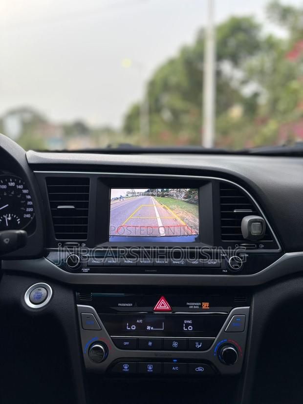 Hyundai Elantra 2017 Black
