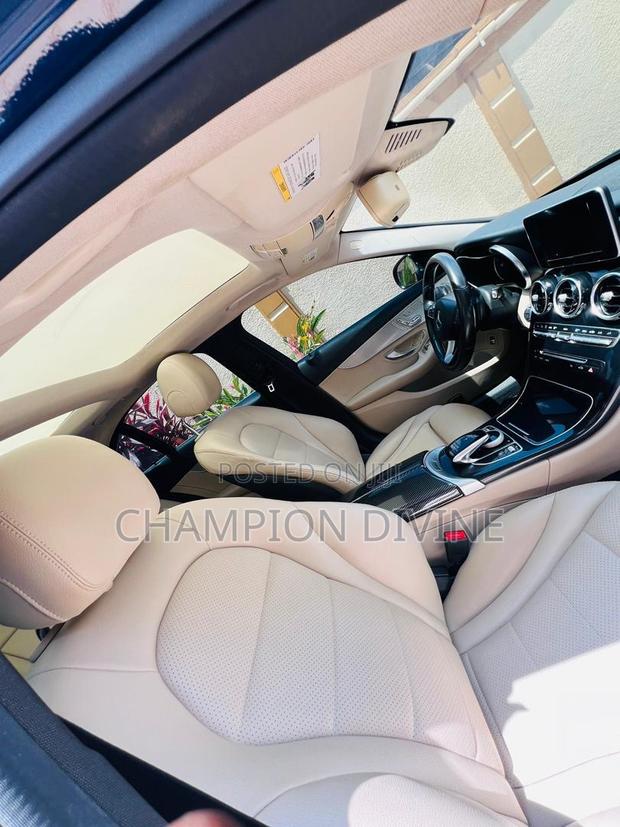 Mercedes-Benz C300 2017