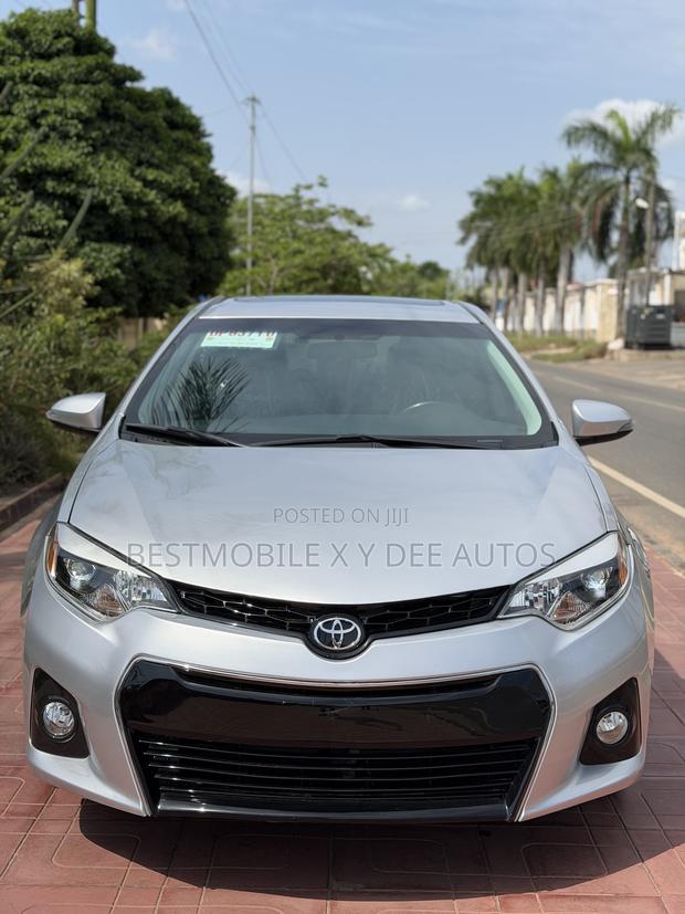 Toyota Corolla 2016 Silver