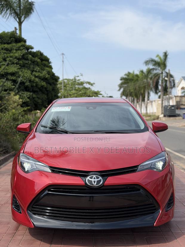 Toyota Corolla LE 4dr Sedan (1.8L 4cyl CVT) 2017 Red