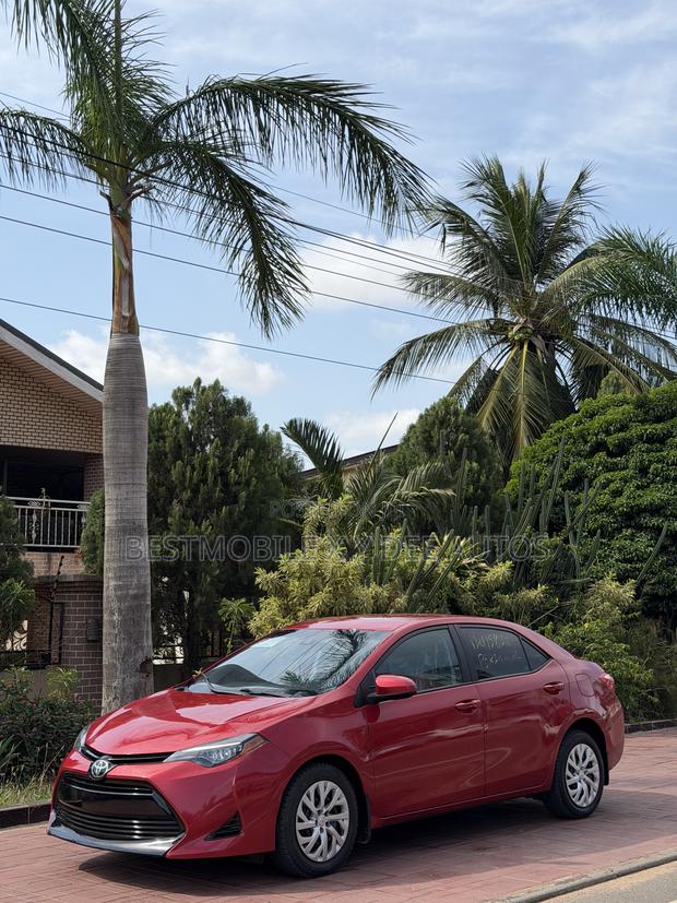 Toyota Corolla LE 4dr Sedan (1.8L 4cyl CVT) 2017 Red