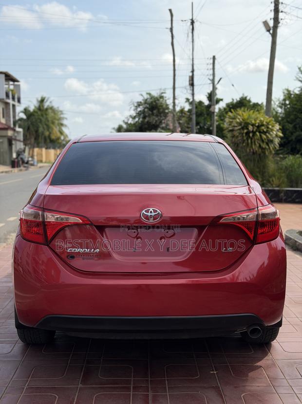 Toyota Corolla LE 4dr Sedan (1.8L 4cyl CVT) 2017 Red