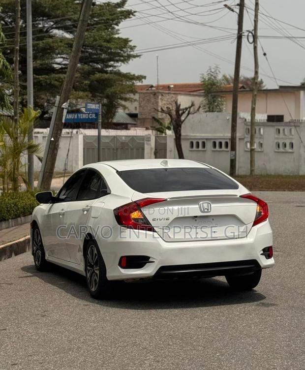Honda Civic 2017 White