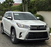 Toyota Highlander XLE 2019 White for sale