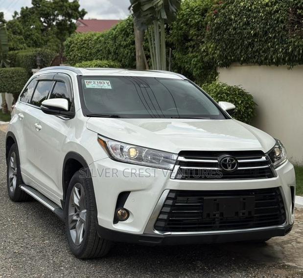 Toyota Highlander XLE 2019 White