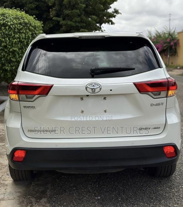 Toyota Highlander XLE 2019 White