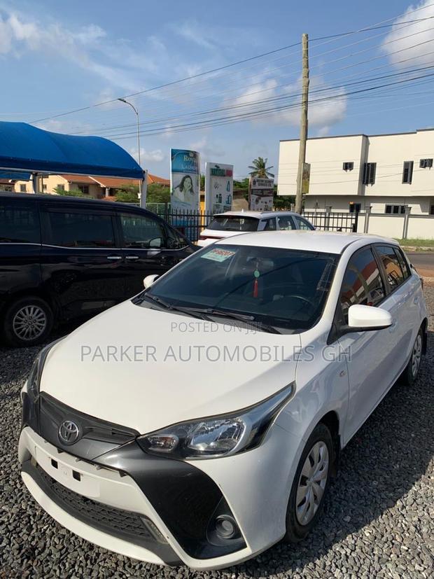 Toyota Yaris L Hatchback 3dr 2016 White