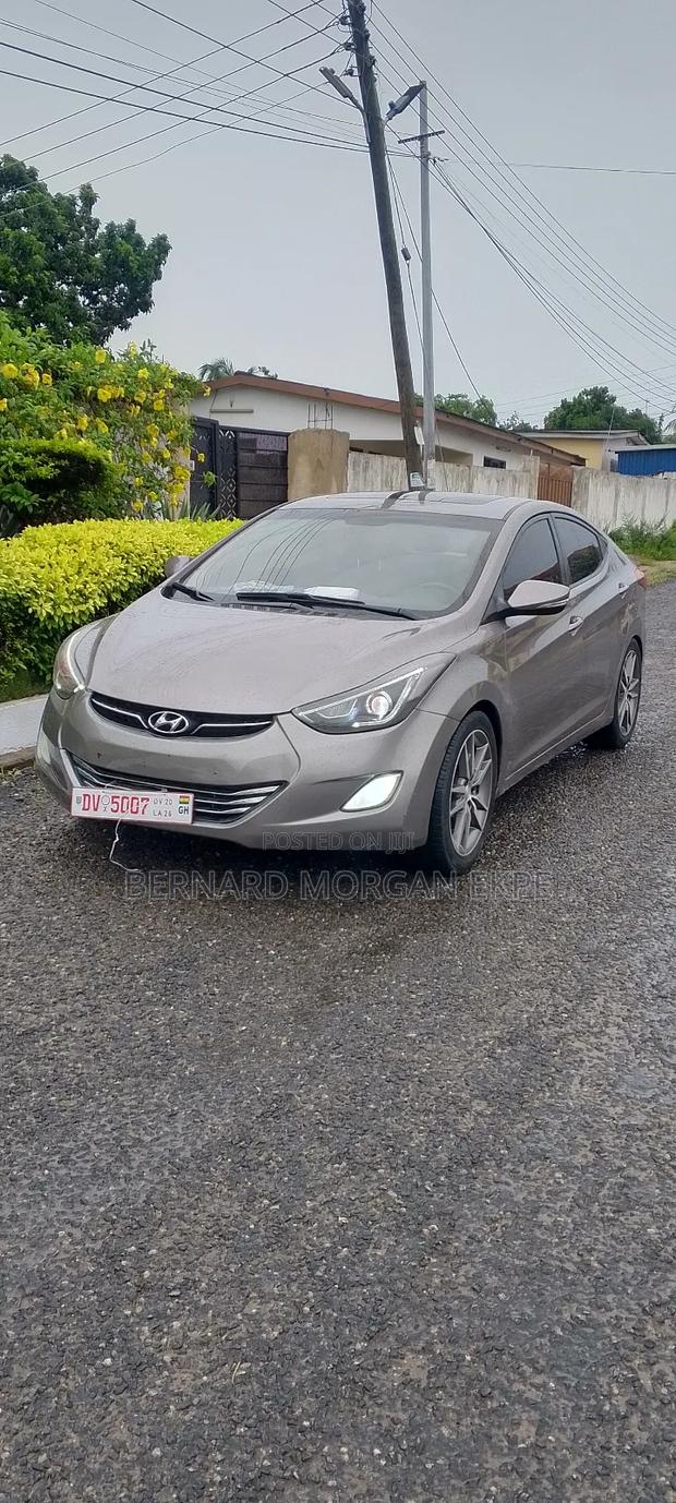 Hyundai Elantra GLS Sedan FWD (1.8L 4cyl 6A) 2013 Gray