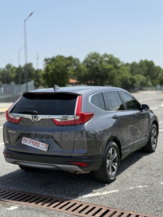 Honda CR-V LX AWD 2019 Gray