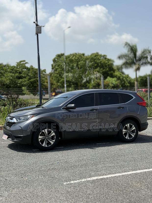 Honda CR-V LX AWD 2019 Gray
