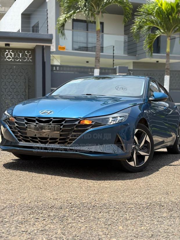 Hyundai Elantra 2021 Blue