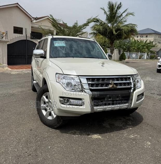 Mitsubishi Pajero V80 3.8 V6 GLS 2020 White