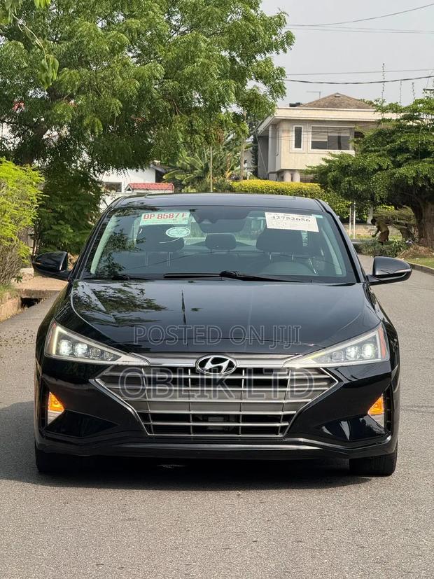 Hyundai Elantra Limited 2019 Black