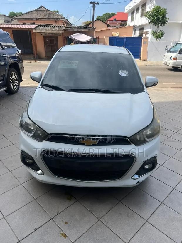 Chevrolet Spark LT w/2LT CVT 2016 White