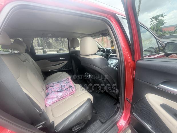 Hyundai Santa Fe 2022 Red