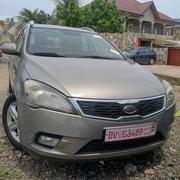 Kia Ceed 1.6 CVVT SW 2009 Brown for sale