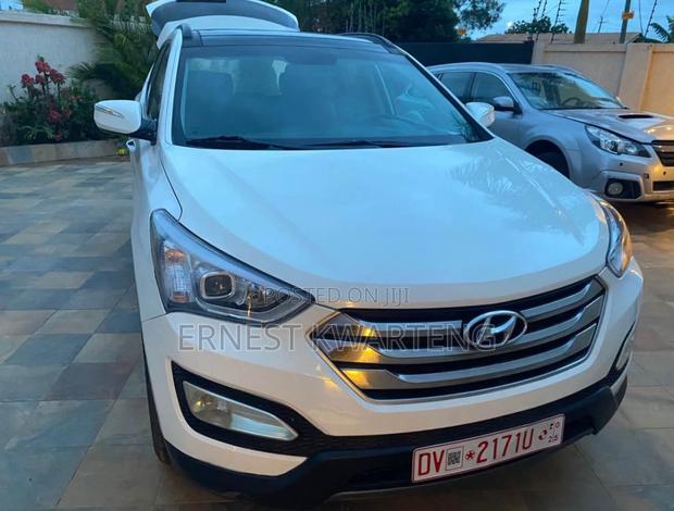Hyundai Santa Fe 2015 White