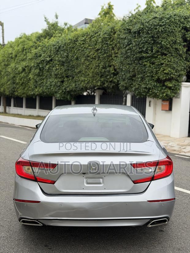 Honda Accord Touring 2.0T 2018 Gray