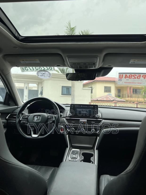 Honda Accord 2019 White