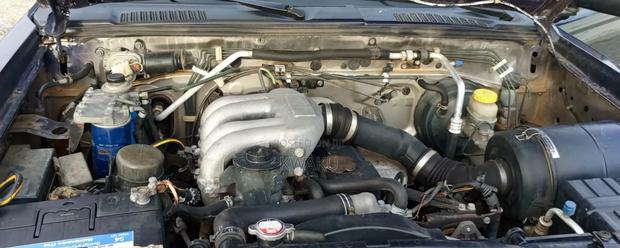 Nissan Hardbody 2011 Blue