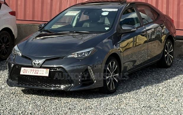 Toyota Corolla 2019 Black