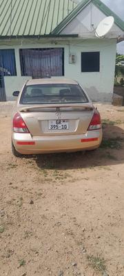 Hyundai Elantra 2000 Gold for sale