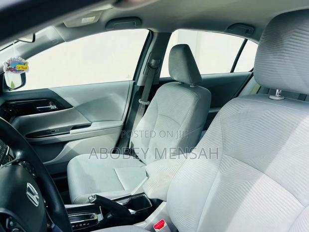 Honda Accord EX 4dr Sedan FWD (2.4L 4cyl 2A) 2016 Gray