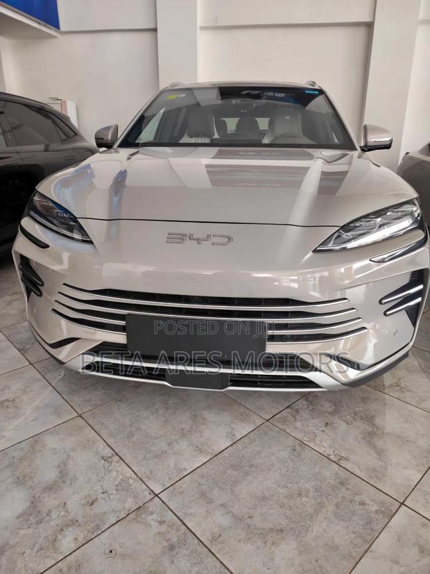 New BYD Song Plus 2025 Ivory