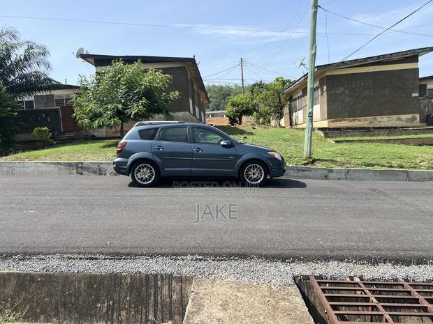 Pontiac Vibe Automatic 2004 Gray