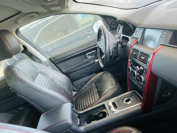 Land Rover Discovery First Edition 4x4 2017 Red