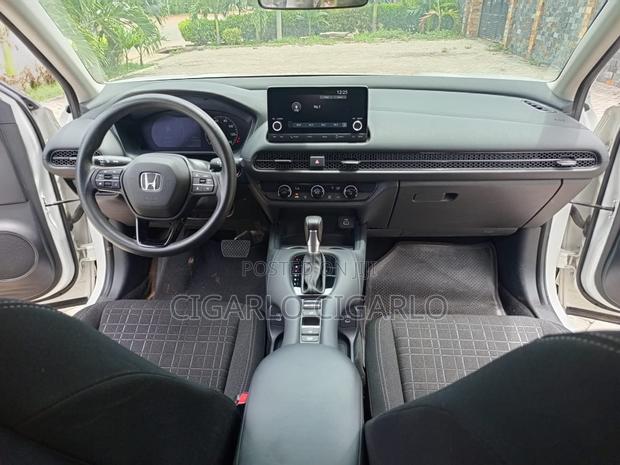 Honda HR-V EX-L AWD CVT w/o BSI 2024 White
