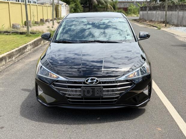 Hyundai Elantra SE 2020 Black
